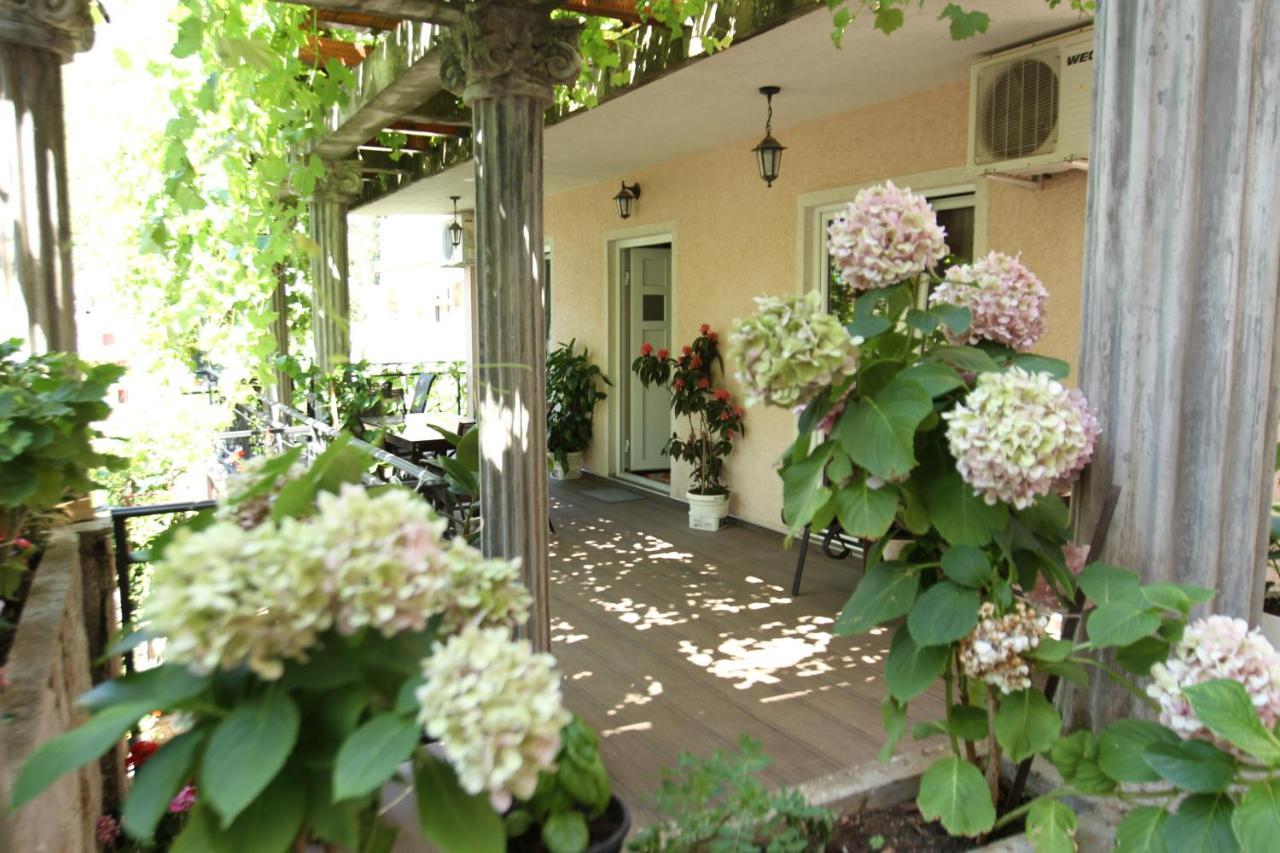 Apartments Muhar Ilha Sveti Stefan Exterior foto