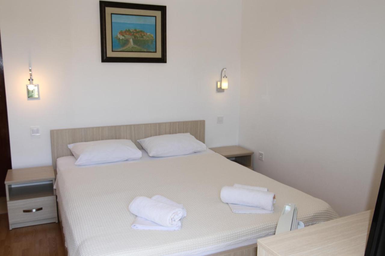Apartments Muhar Ilha Sveti Stefan Exterior foto