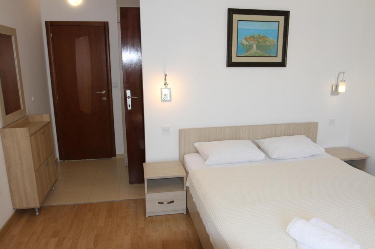 Apartments Muhar Ilha Sveti Stefan Exterior foto