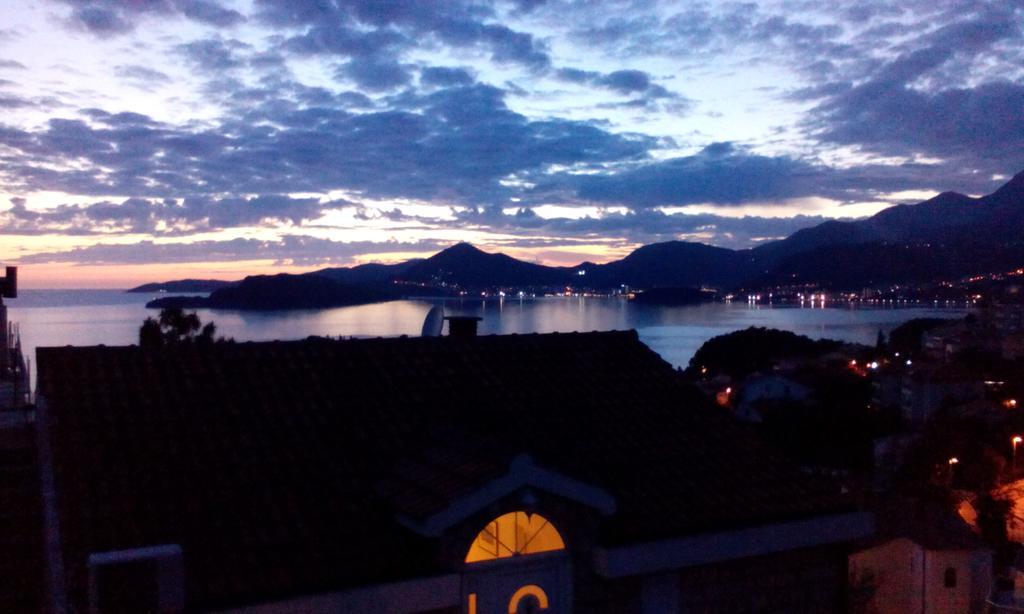 Apartments Muhar Ilha Sveti Stefan Exterior foto