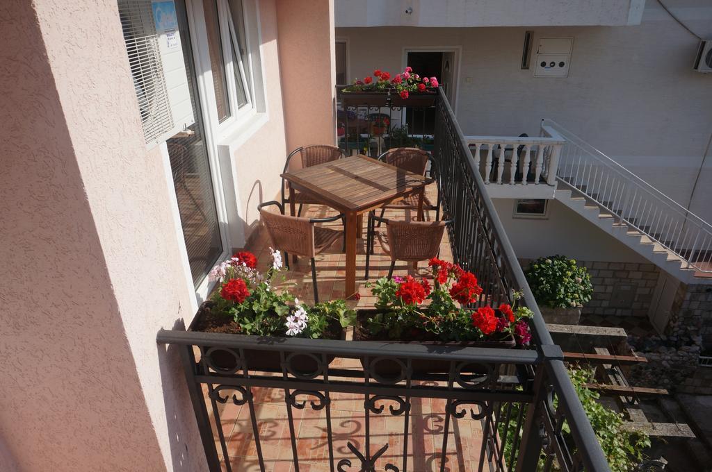 Apartments Muhar Ilha Sveti Stefan Exterior foto